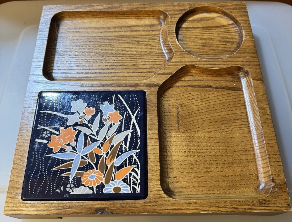 Vintage MCM Wooden Snack Serving Tray w/ Ceramic Tile Trivet 10x10